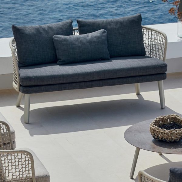 in out moments relax lounge maxime varaschin family5