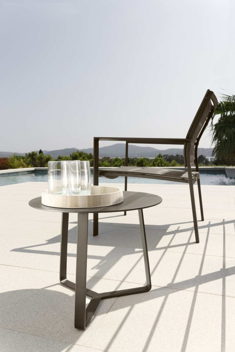 in out living tables basses touch talenti gallery1 scaled