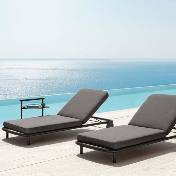 in out moments chaise longue coral talenti 